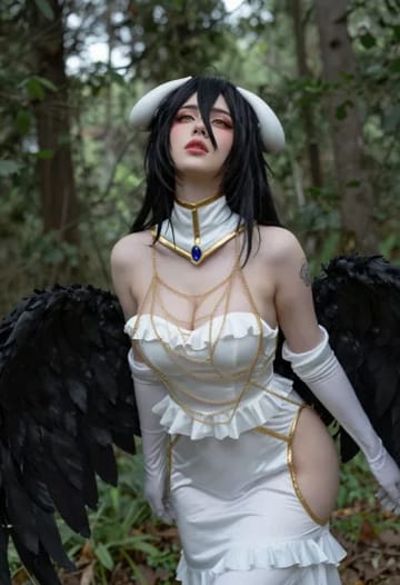 Albedo Cosplay